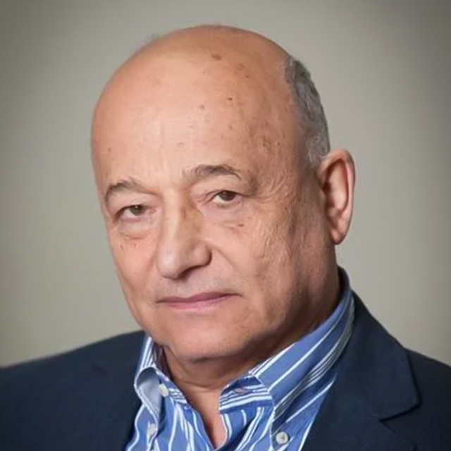 Александр Файн